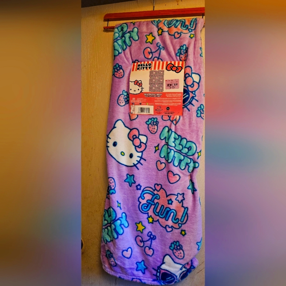 Hello Kitty Blanket